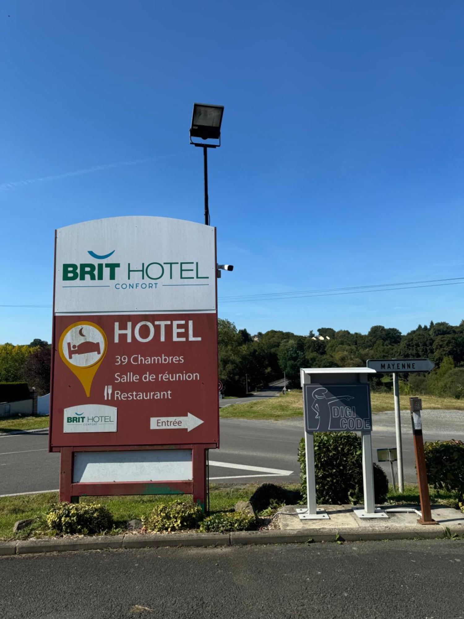 Brit Hotel 마옌 외부 사진