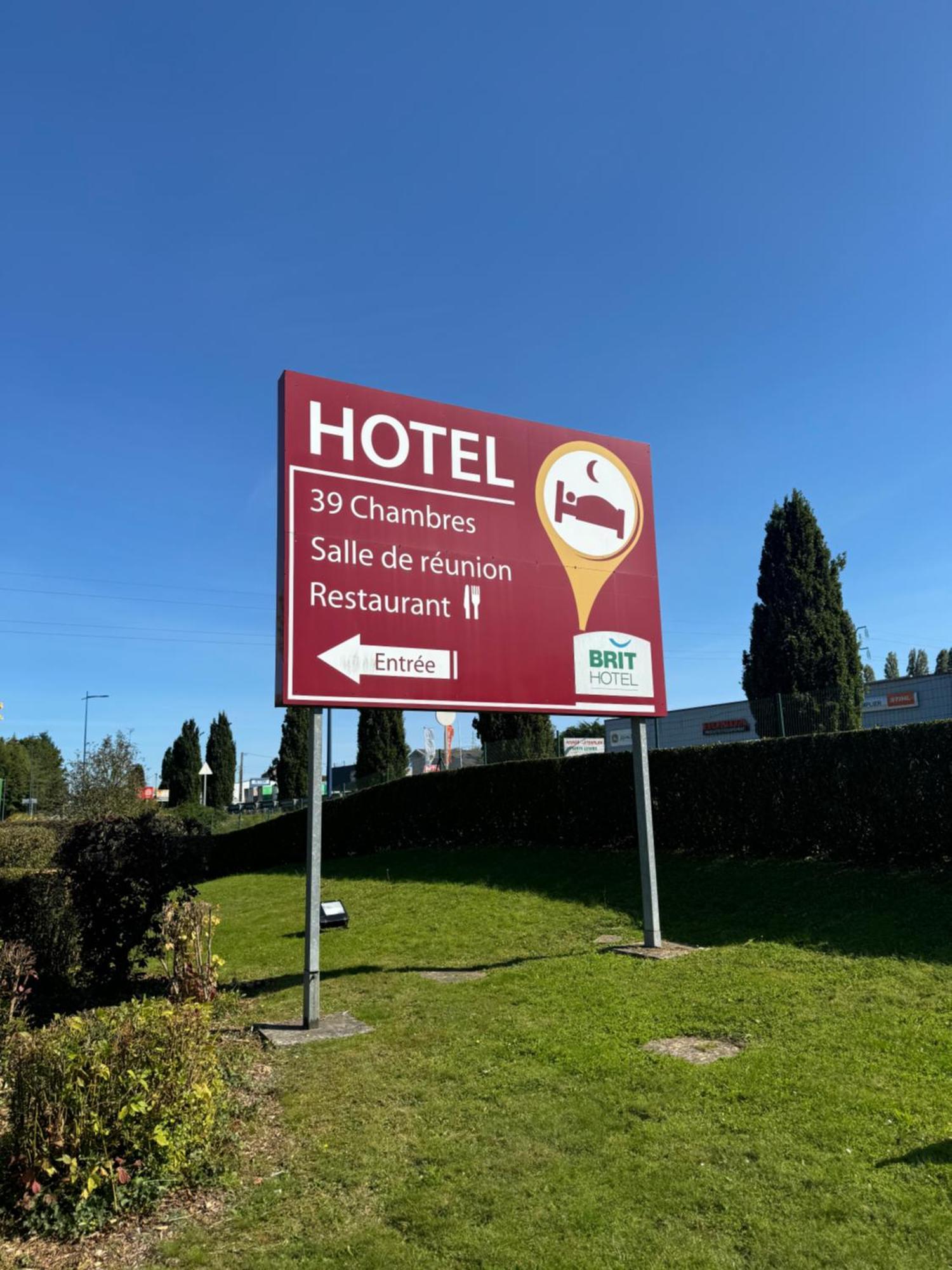 Brit Hotel 마옌 외부 사진